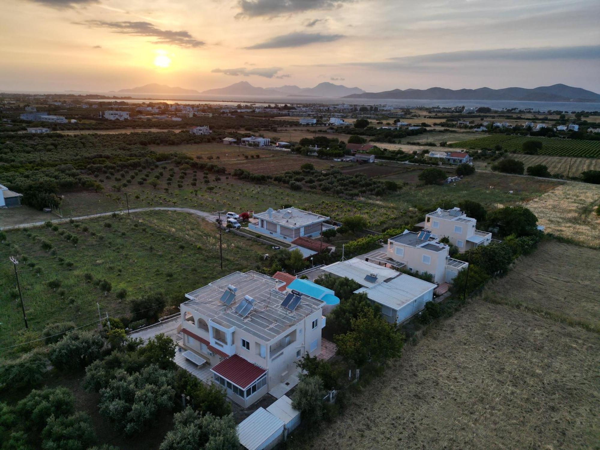Peaceful Apartment, In The Nature, With Yard "3" Ziparion Exterior photo